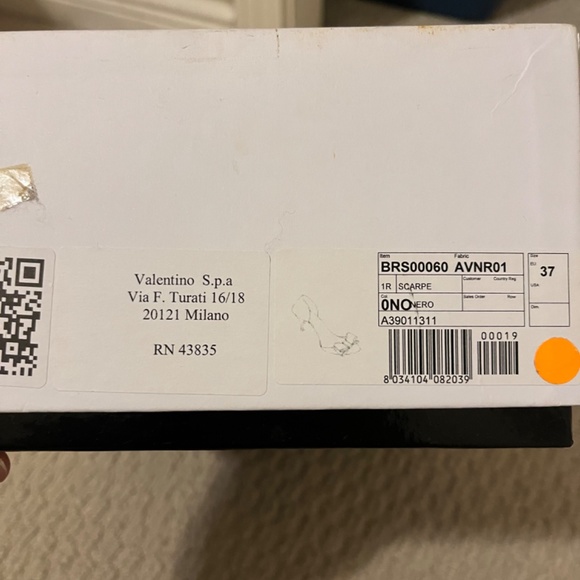 RED Valentino - Picture 5 of 5